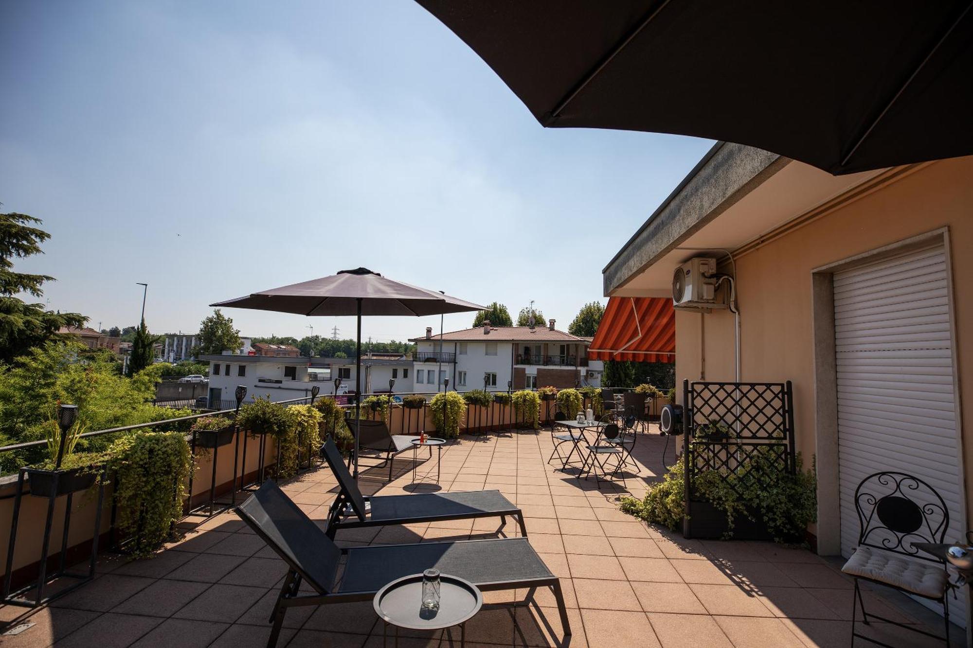 Bru Rooms Peschiera del Garda Buitenkant foto