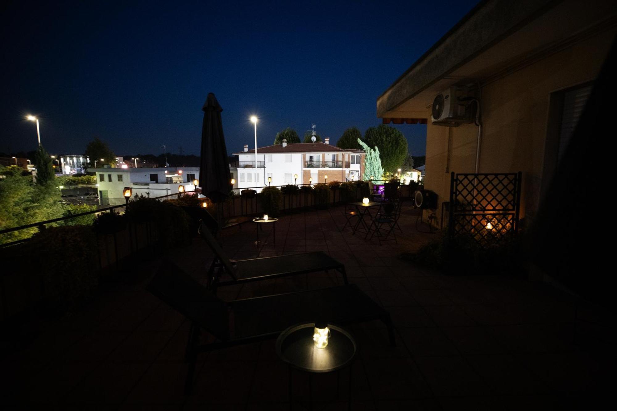 Bru Rooms Peschiera del Garda Buitenkant foto