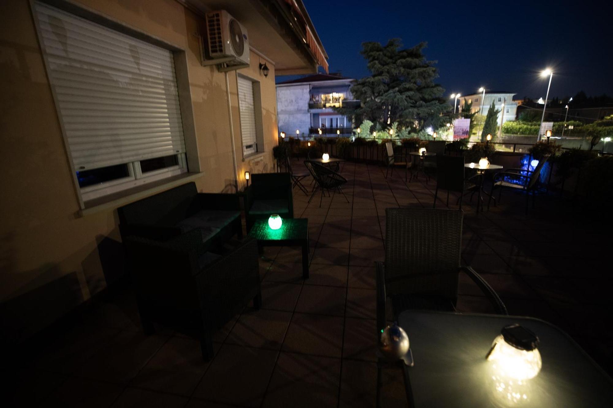 Bru Rooms Peschiera del Garda Buitenkant foto