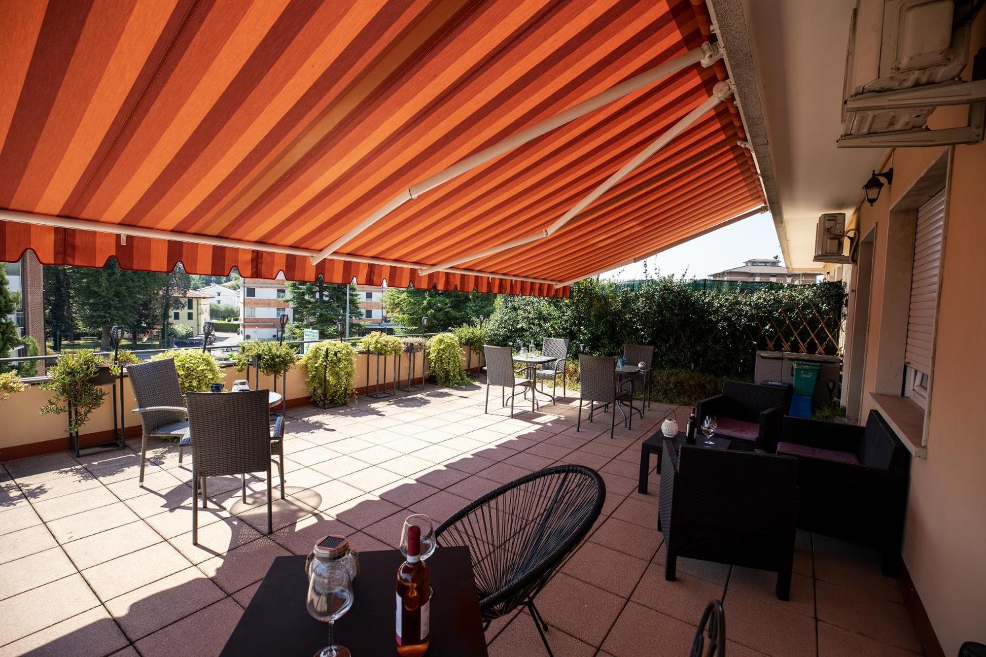 Bru Rooms Peschiera del Garda Buitenkant foto